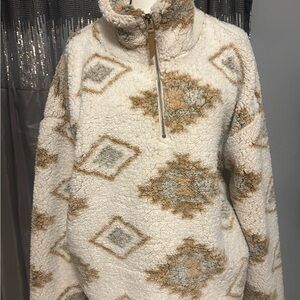 Thread & Supply Cream and Tan Fleece Pullover